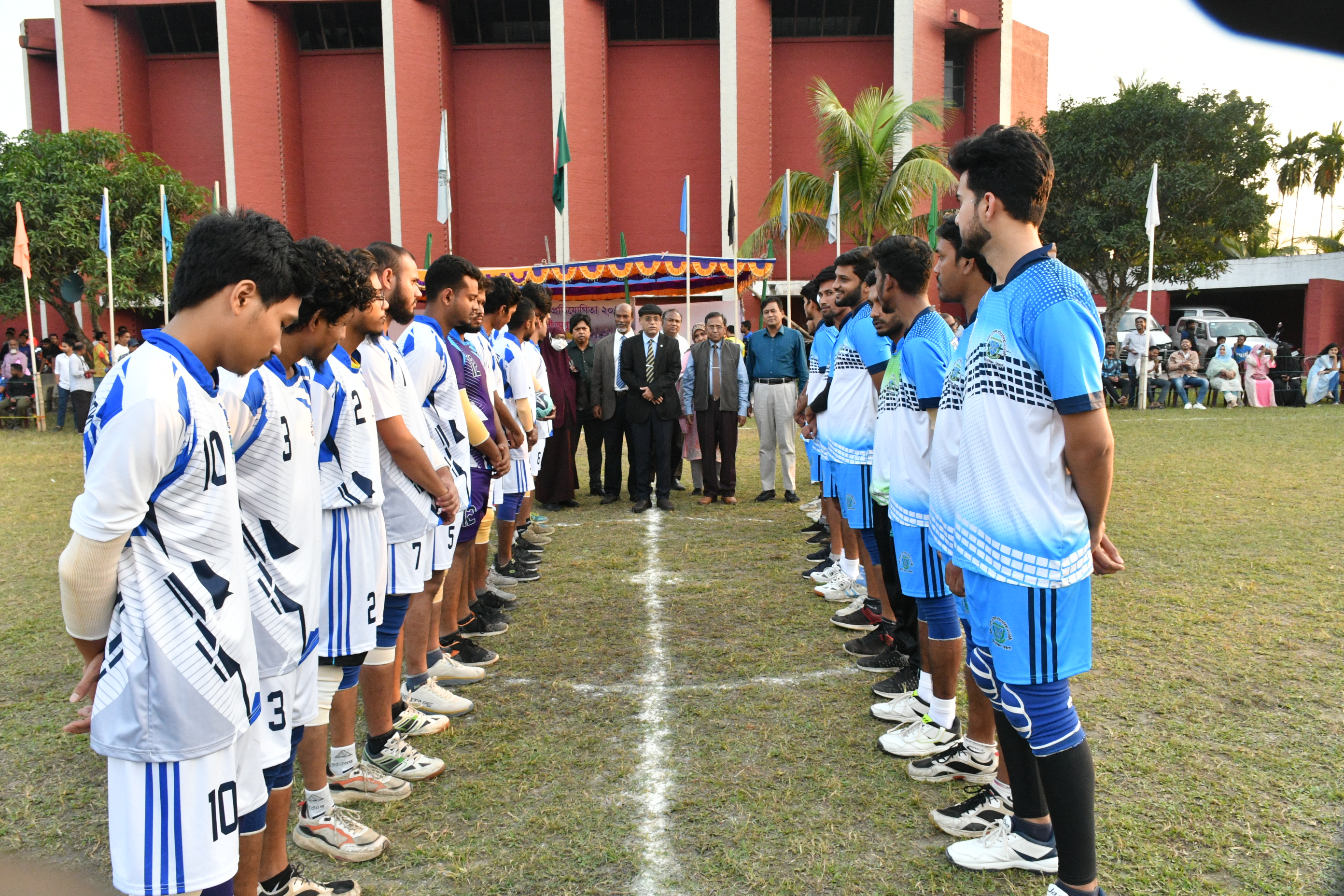 বাকৃবিতে আন্তঃঅনুষদ হ্যান্ডবল প্রতিযোগিতা-২০২৩ উদ্বোধন