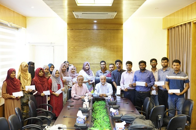 বাকৃবি'র শিক্ষার্থীদের মাঝে জাপানের ‘নাগোয়া ন্যাচারাল এ্যানভায়রনমেন্ট ফাউন্ডেশন’ বৃত্তি প্রদান